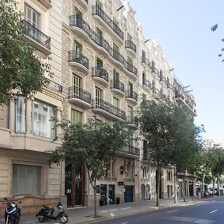 Paris 204 * برشلونة