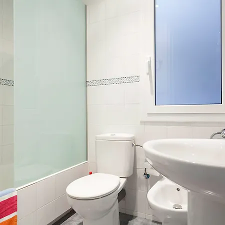 Paris 204 شقة